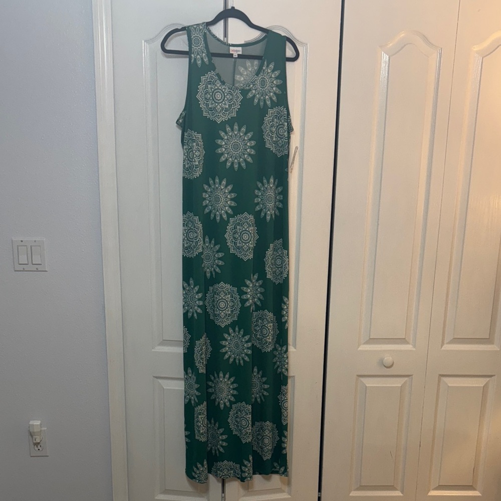 NWT Green Bohemian Mandala Maxi Dress